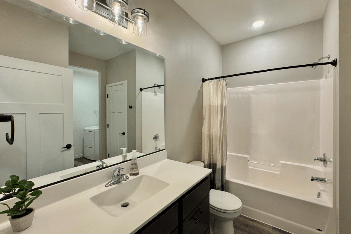 Latitude 45 Bath