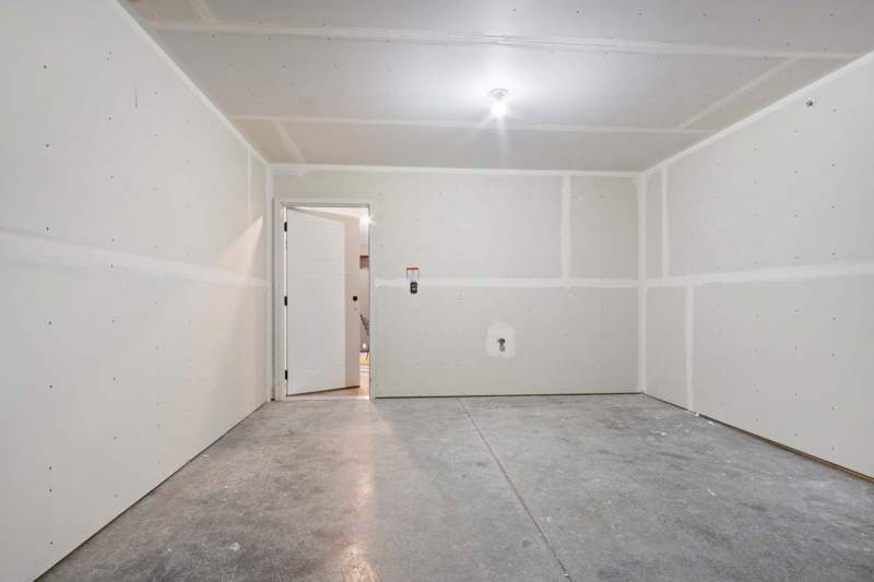 Peregrine Terrace 36 Unit3 2