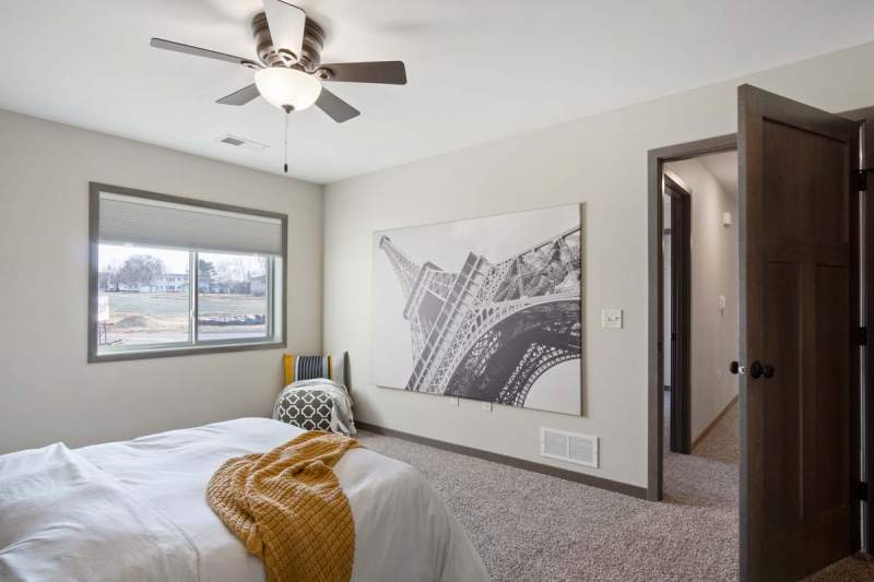 Peregrine Terrace 53 Unit3 22